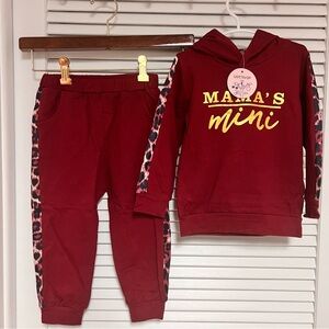 Mama’s Mini two-piece jogger, leopard side with headband size 4-5 Nice n…